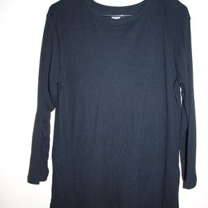 3/4 Sleeved Black Ribbed Tunic w/ side cutouts